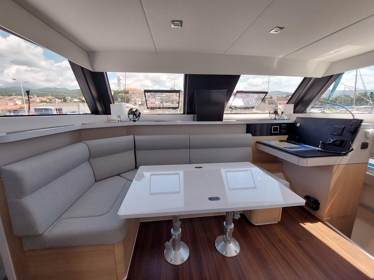 Najam Aventura 34 "Marlon" u destinaciji Biograd na Moru | Nautilus - Slika 4