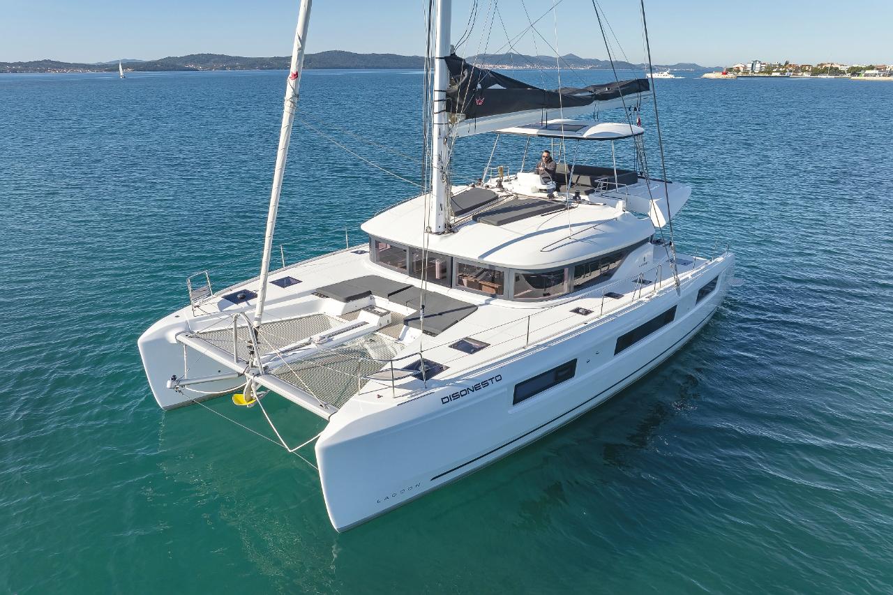 Lagoon 51 - 6 + 1 cab. - Disonesto - Sukosan, D-Marin Dalmacija Marina