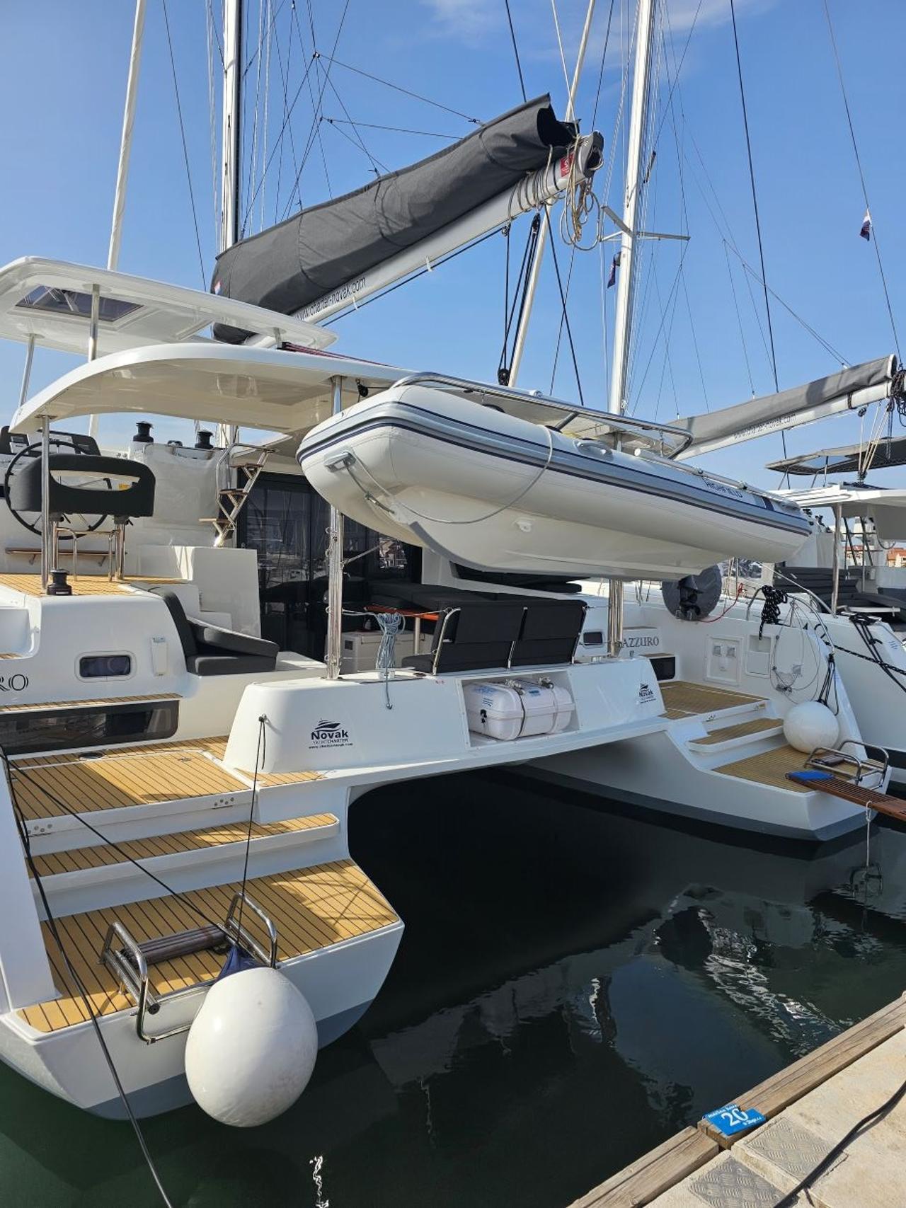 Noleggio Lagoon 42 - 4 + 2 cab. "Azzuro" a Biograd na Moru | Nautilus - Slika 3