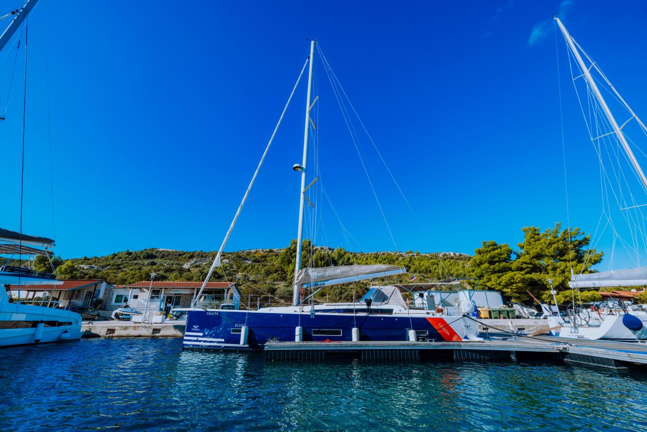 Najam Dufour 430 "Catacea" u destinaciji Primošten | Nautilus - Slika 4