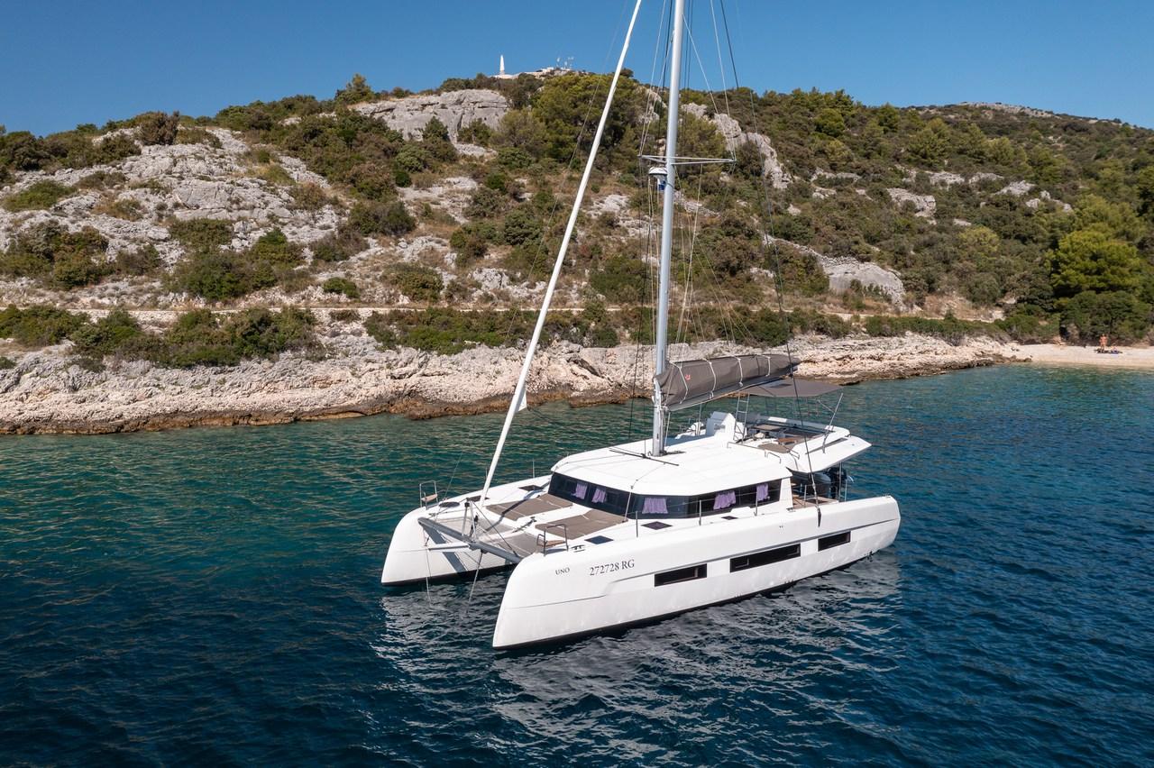 Noleggio Dufour 48 Catamaran - 5 + 1 cab. "Cat" a Primošten | Nautilus - Slika 3
