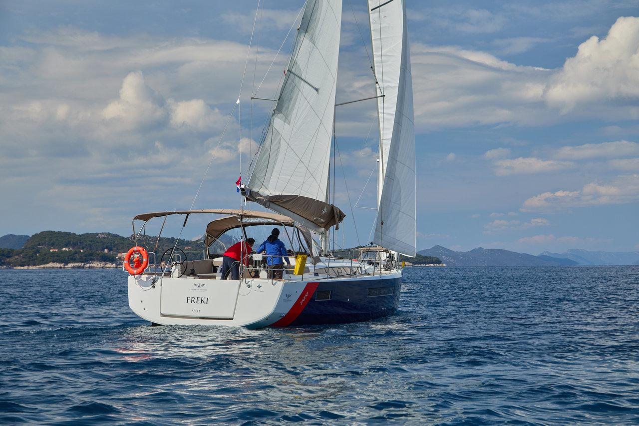 Najam Sun Odyssey 490 - 4 + 1 cab. "Freki" u destinaciji Primošten | Nautilus - Slika 3