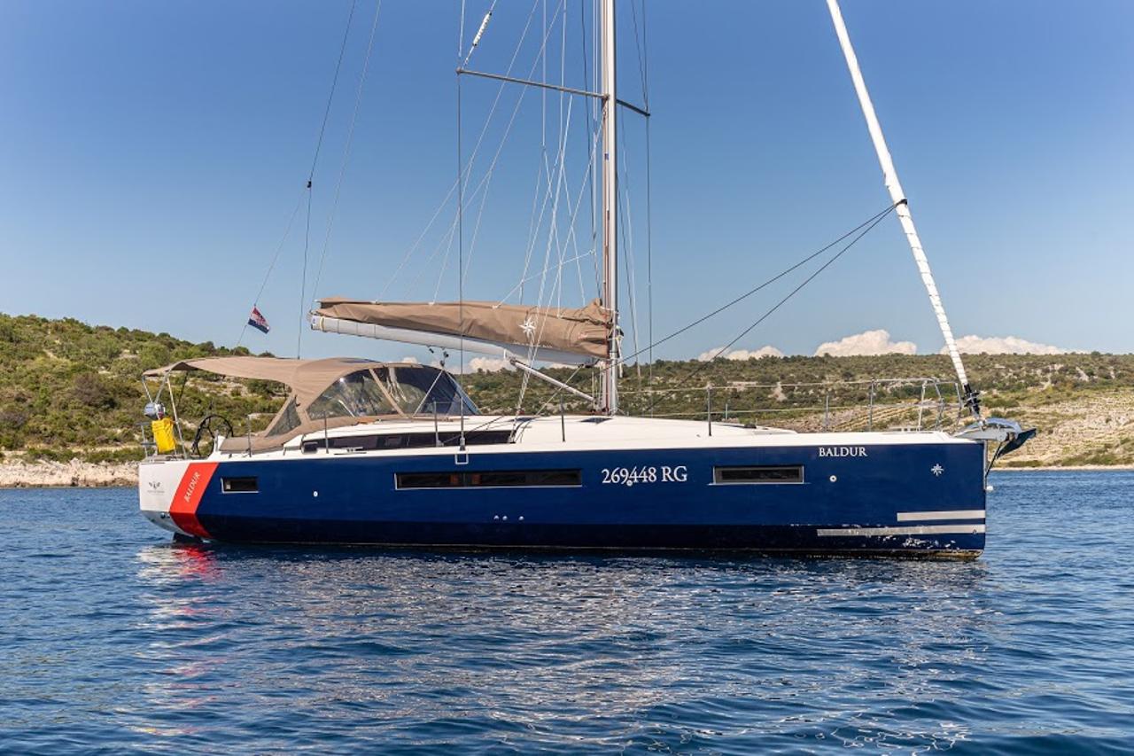 Najam Sun Odyssey 490 - 4 + 1 cab. "Freki" u destinaciji Primošten | Nautilus - Slika 4