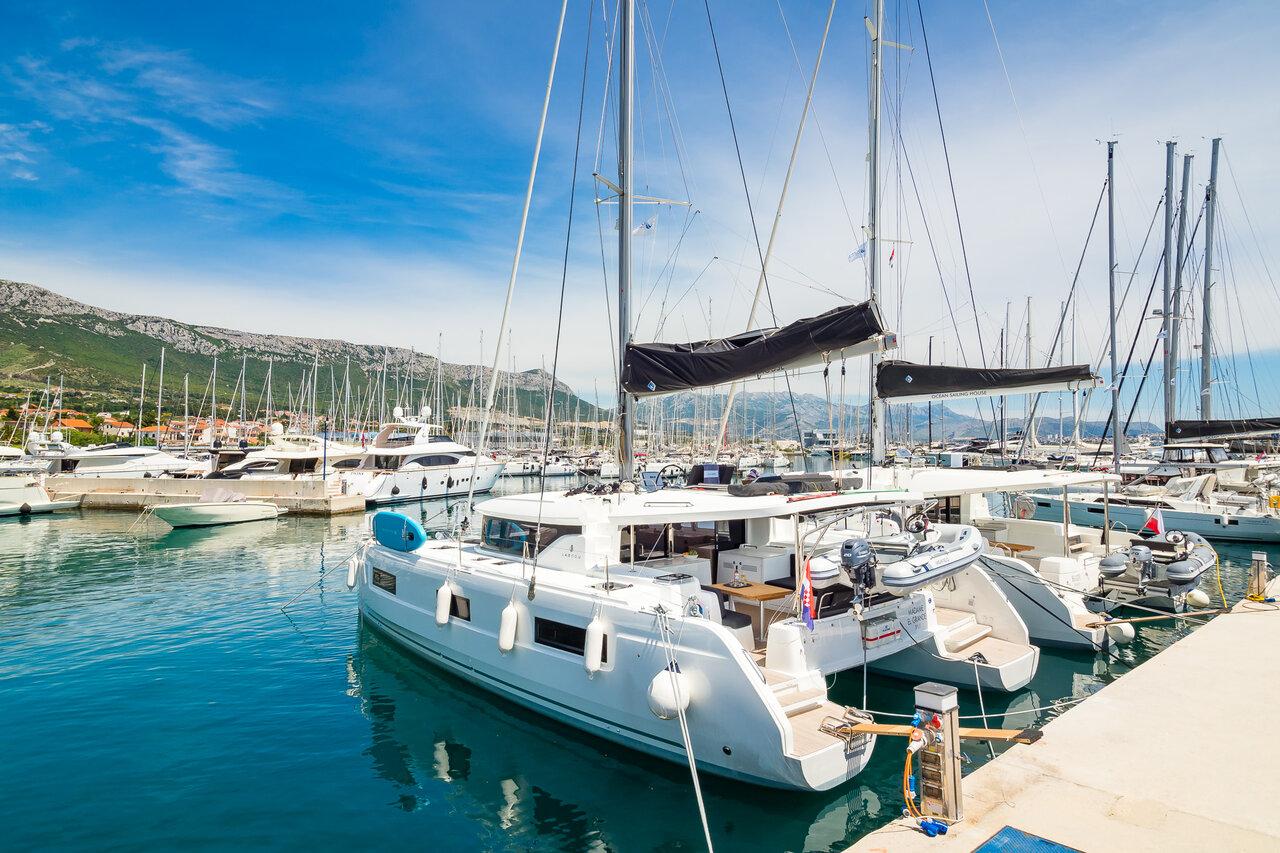 Najam Lagoon 46 - 4 + 2 cab. "Madame El Grande" u destinaciji Kaštela | Nautilus - Slika 3