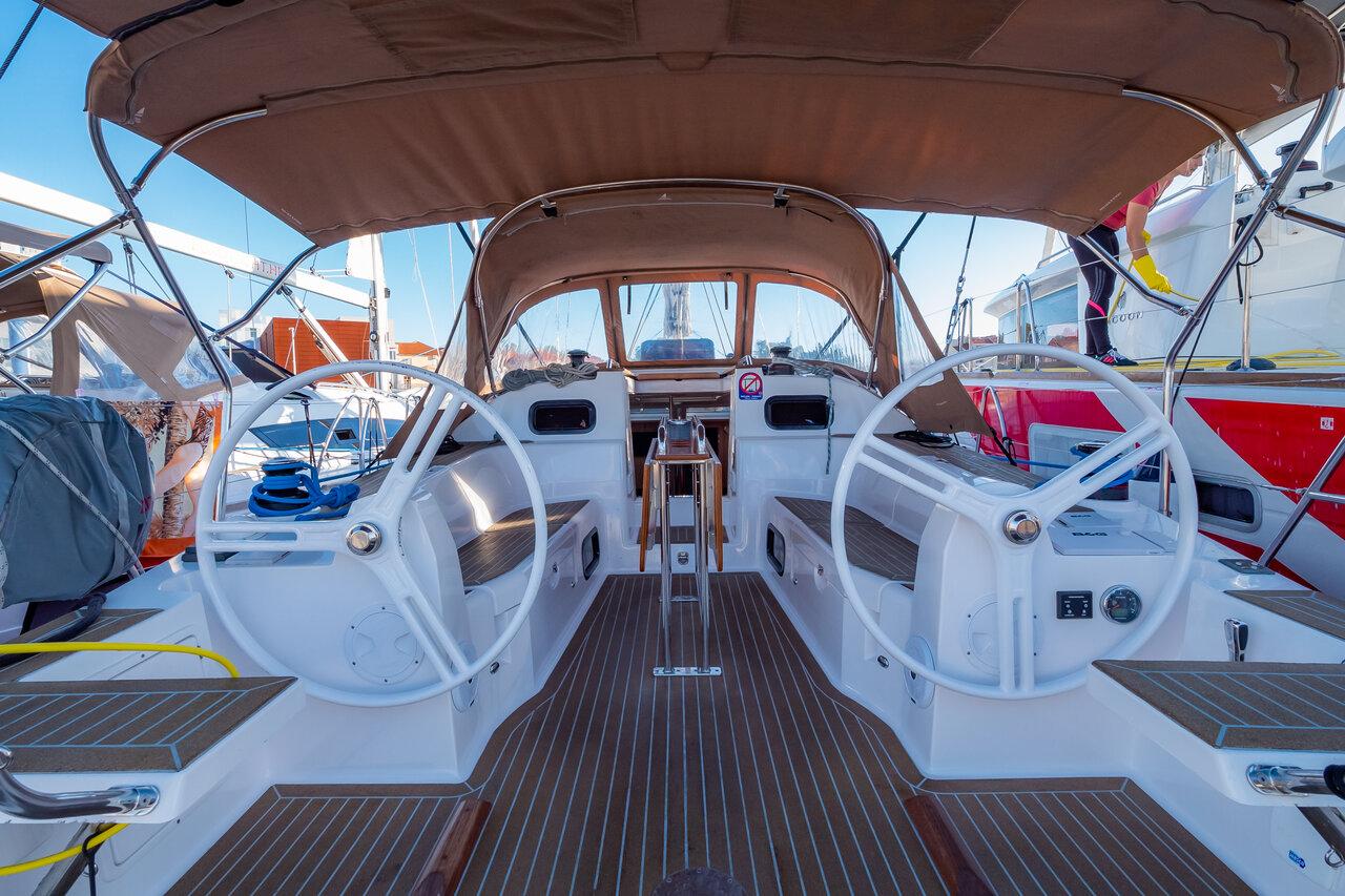 Najam Elan Impression 40 "Maloi" u destinaciji Biograd na Moru | Nautilus - Slika 3