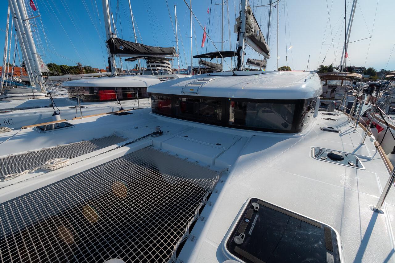 Charter Lagoon 40 - 4 + 2 cab "You" in Biograd na Moru | Nautilus - Slika 3