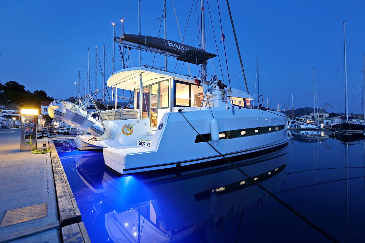 Charter Bali 4.1 - 4 cab. "Sourire" in Šibenik | Nautilus - Slika 3