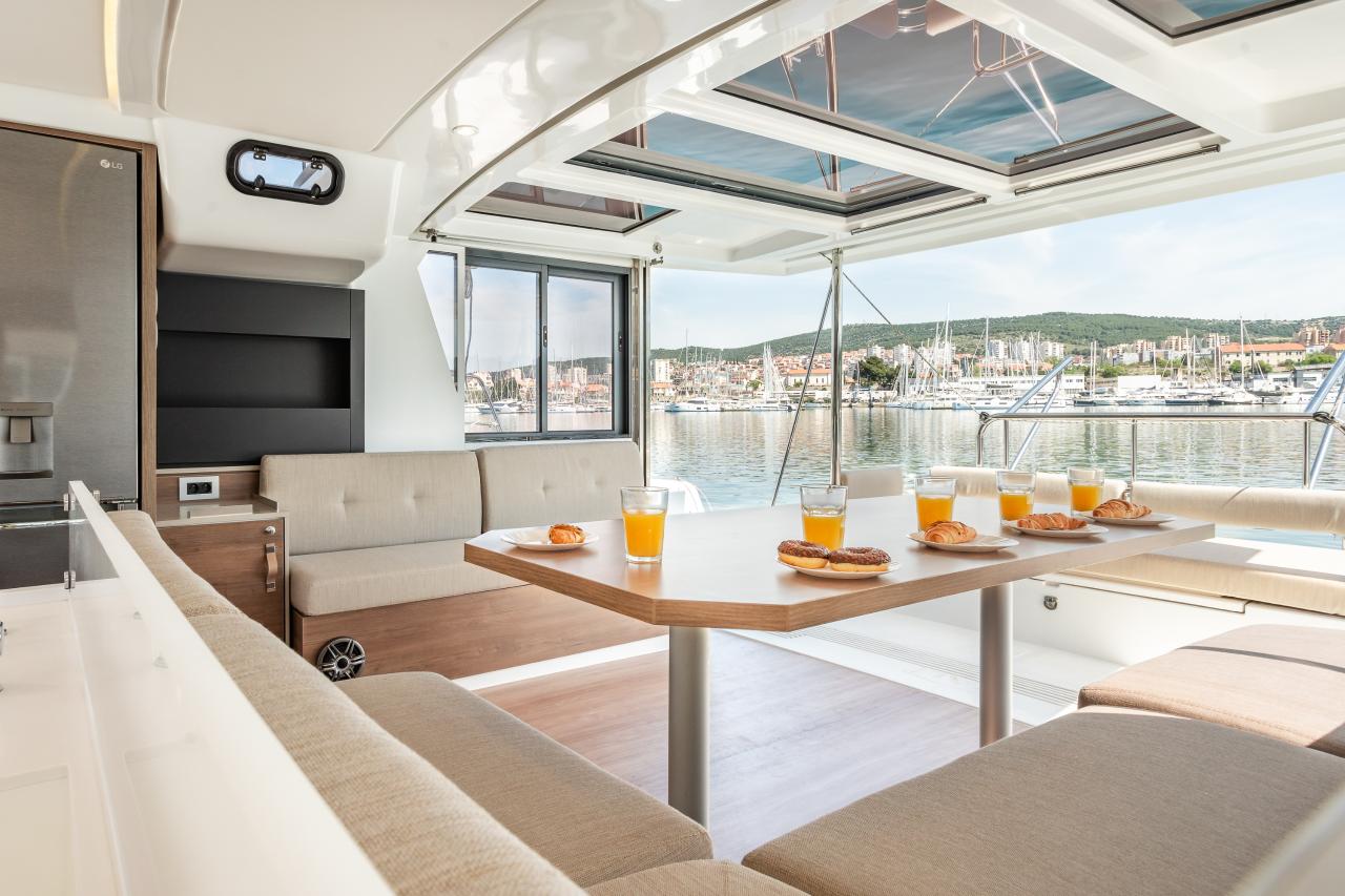 Najam Bali 4.2 - 4 + 1 cab. "Gaming King" u destinaciji Šibenik | Nautilus - Slika 3