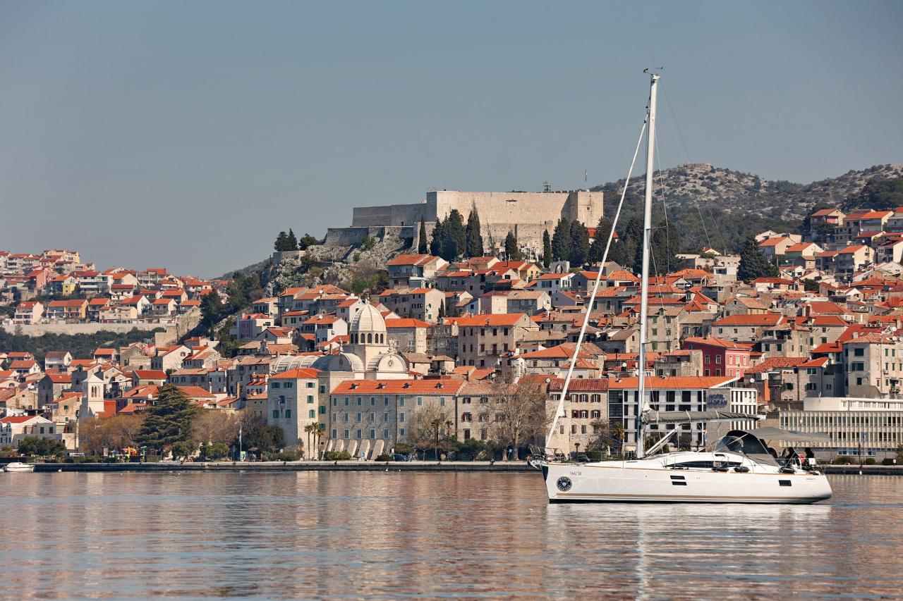 Noleggio Elan Impression 40 "Hulk" a Šibenik | Nautilus - Slika 3