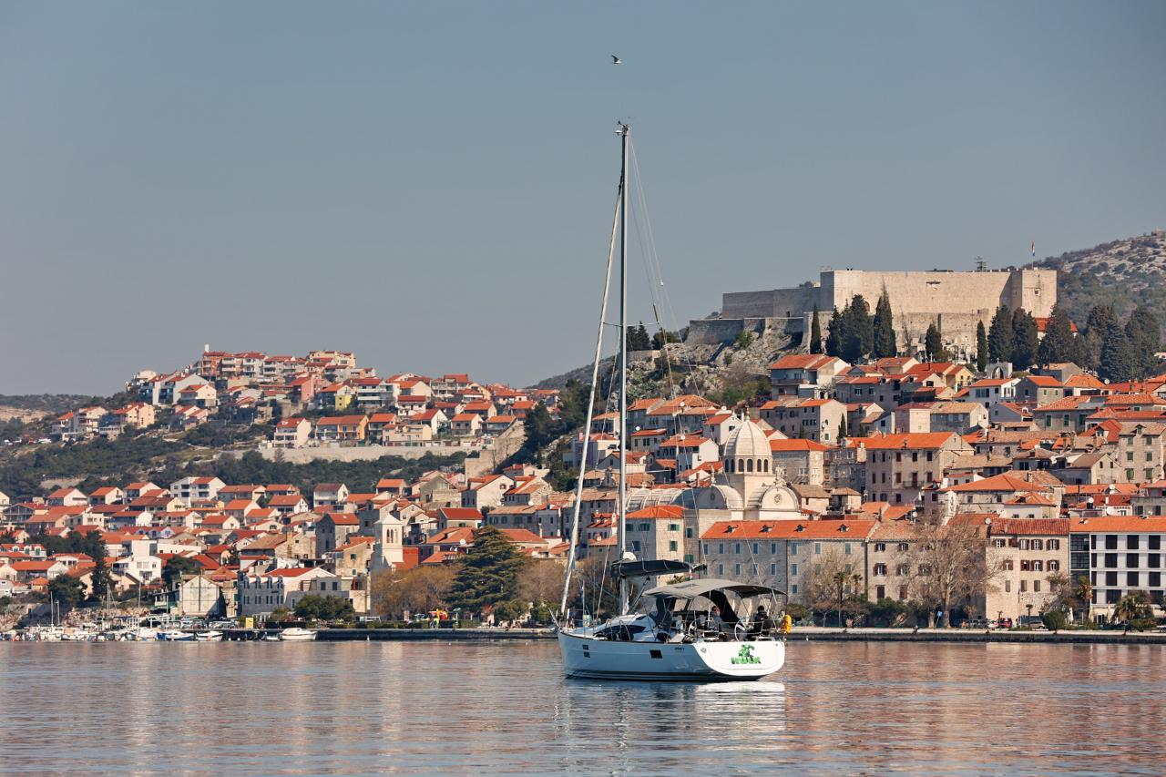 Noleggio Elan Impression 40 "Hulk" a Šibenik | Nautilus - Slika 4