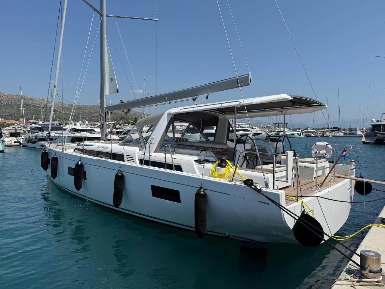 Najam Oceanis 60 - 3 + 1 cab. "Scorpio III" u destinaciji Seget Donji | Nautilus - Slika 3
