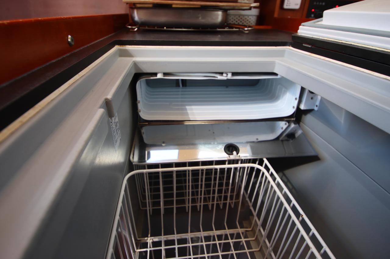 Charter Oceanis 41.1 "First" in Rogoznica | Nautilus - Slika 4