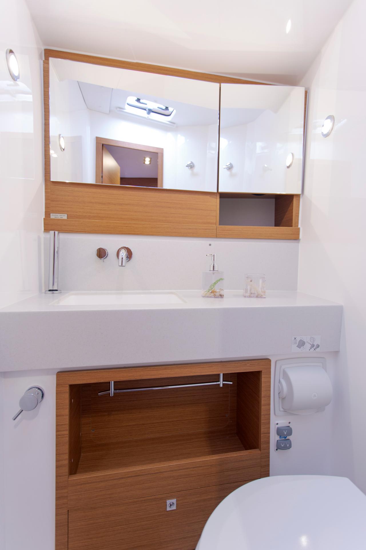 Najam Dufour 530 "Johanna" u destinaciji Seget Donji | Nautilus - Slika 4