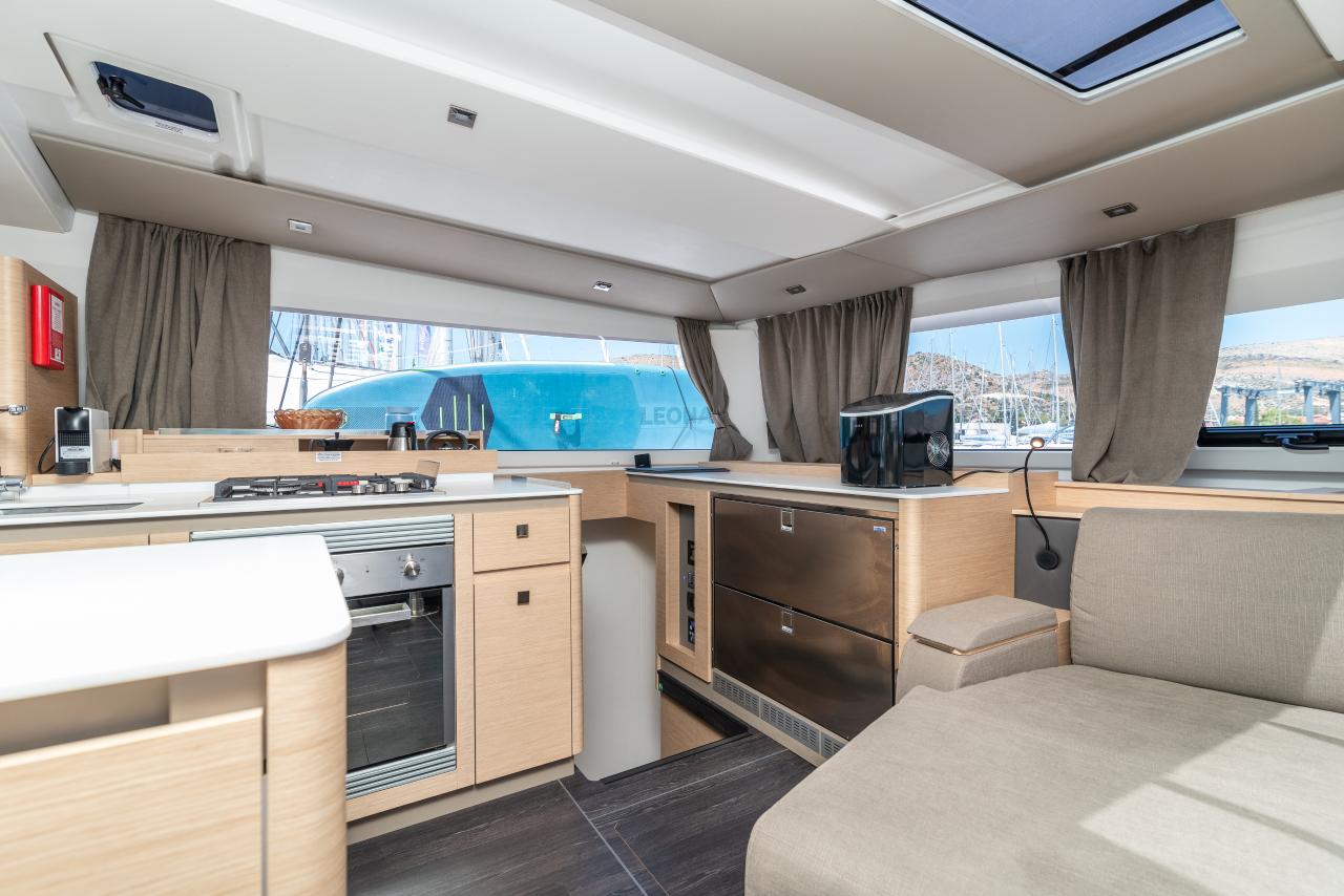 Najam Fountaine Pajot Aura 51 "Odysseus" u destinaciji Seget Donji | Nautilus - Slika 4