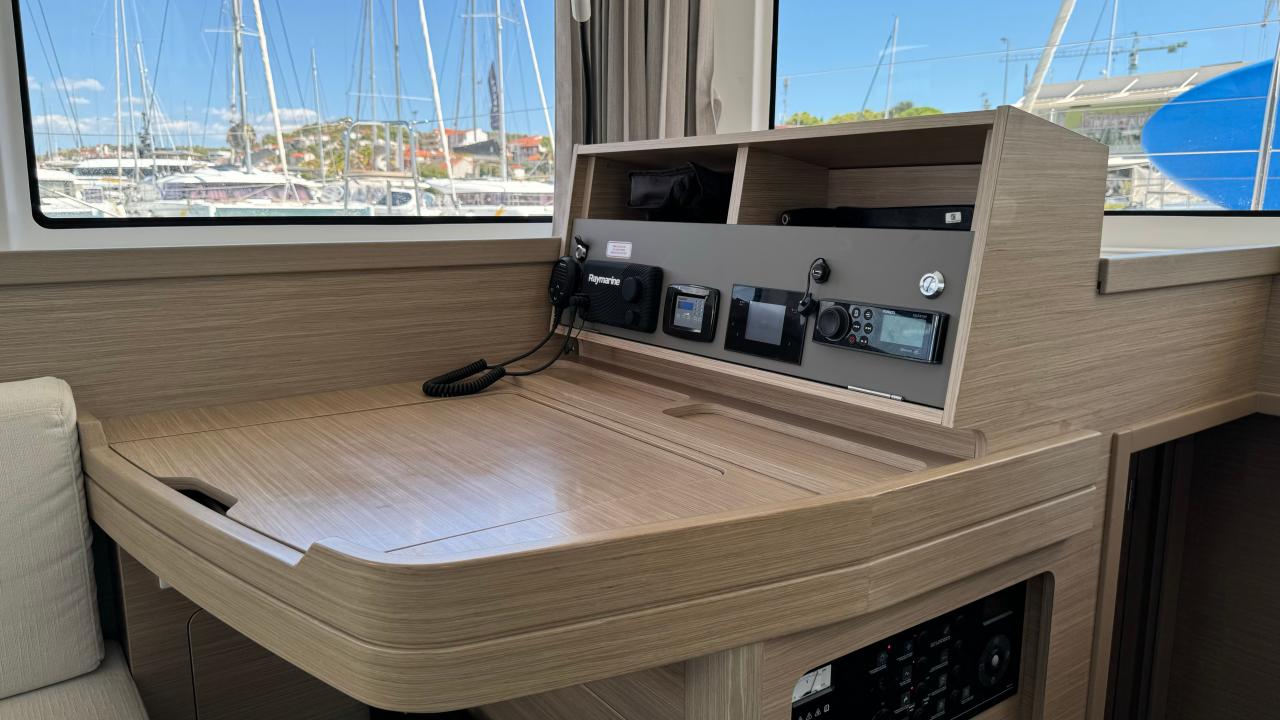 Noleggio Lagoon 42 - 4 + 2 cab. "Skylight" a Trogir | Nautilus - Slika 3