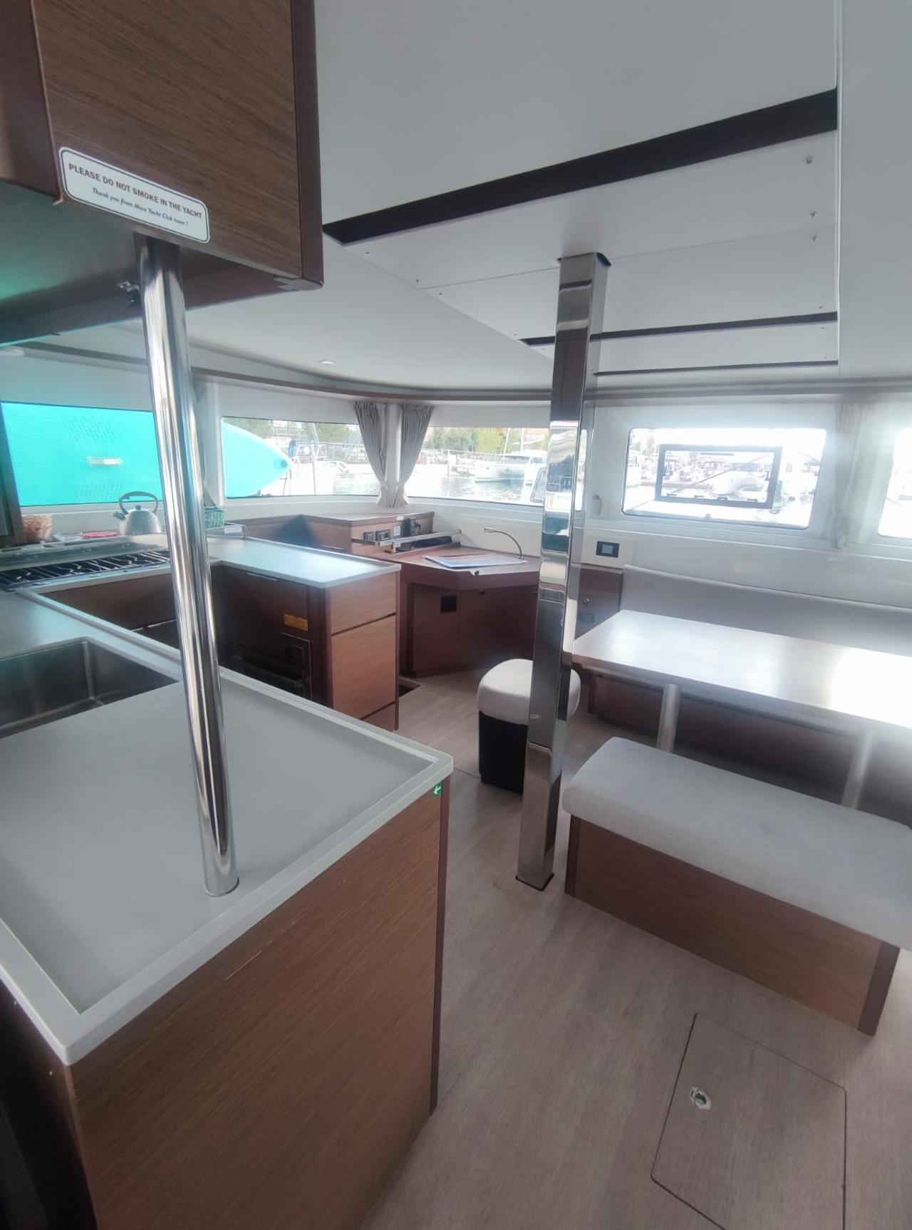 Charter Lagoon 46 - 4 + 2 cab. "Coolway" in Trogir | Nautilus - Slika 3