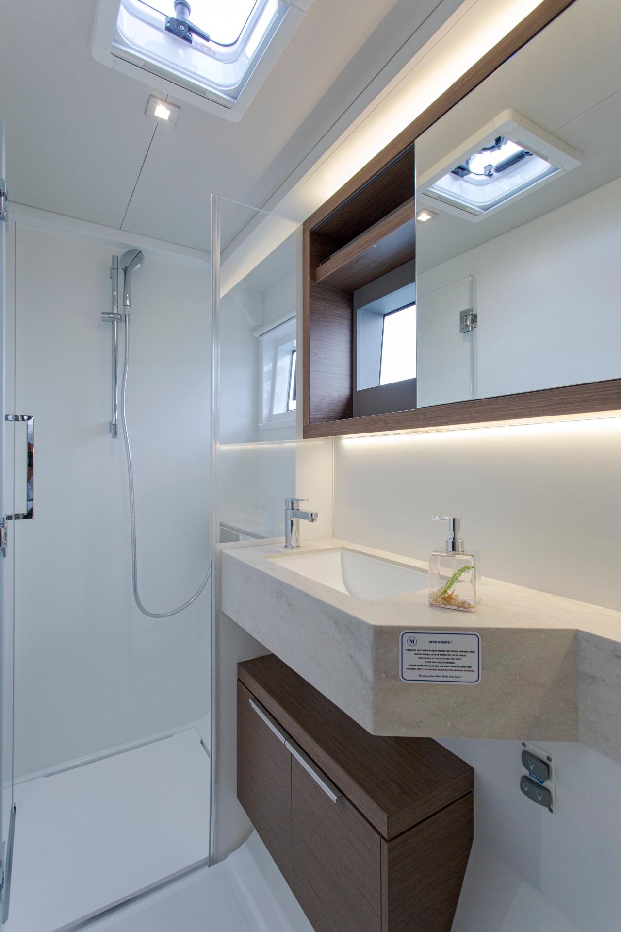 Charter Lagoon 50 - 6 + 2 cab. "Sunshine" in Trogir | Nautilus - Slika 4