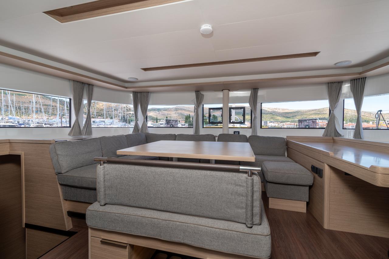 Charter Lagoon 51 - 6 + 2 cab. "All For Love" in Seget Donji | Nautilus - Slika 3