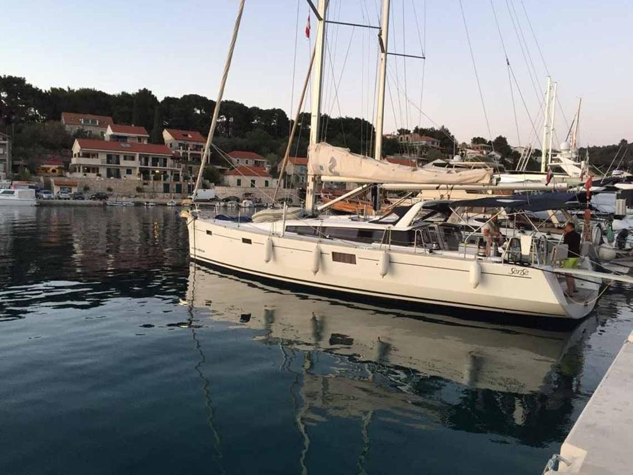 Charter Beneteau Sense 50 - 3 + 1 cab. "Waypoint I" in Jezera | Nautilus - Slika 4
