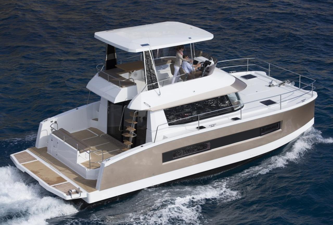 Charter Fountaine Pajot MY 37 "Thunderball" in Biograd na Moru | Nautilus
