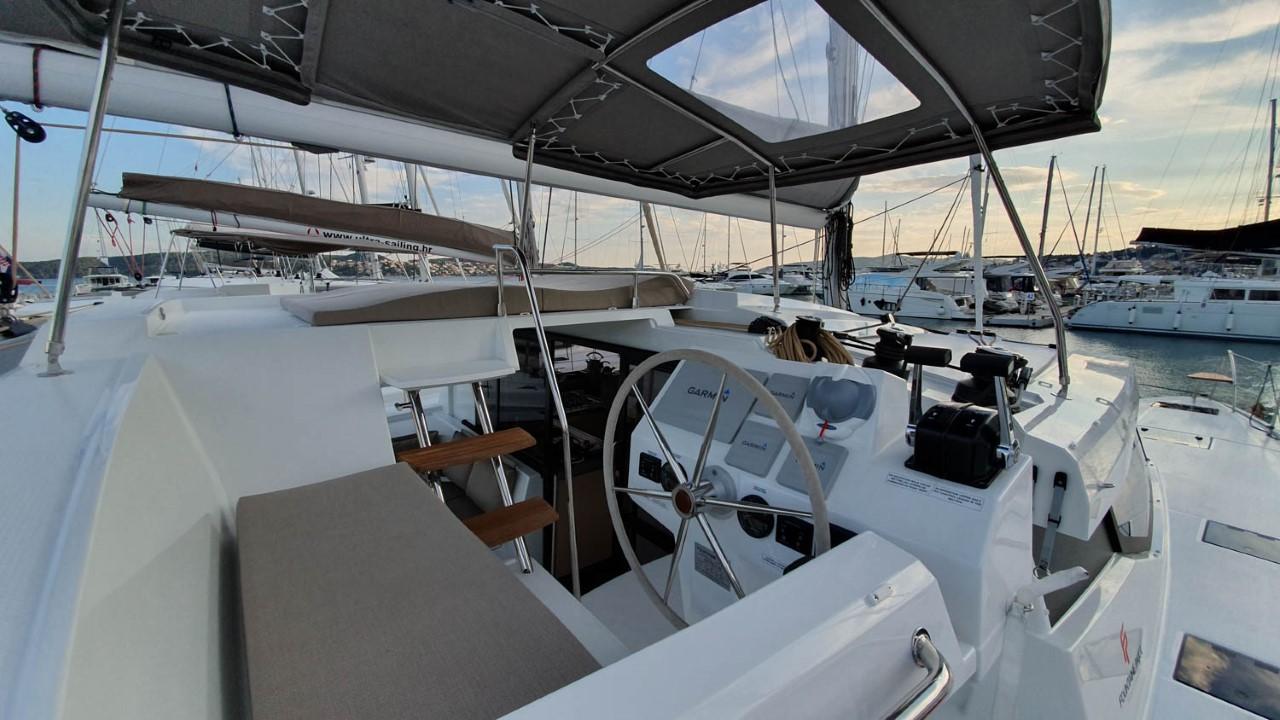 Noleggio Fountaine Pajot Astrea 42 - 4 + 2 cab. "Ocean Runner" a Medulin | Nautilus - Slika 3