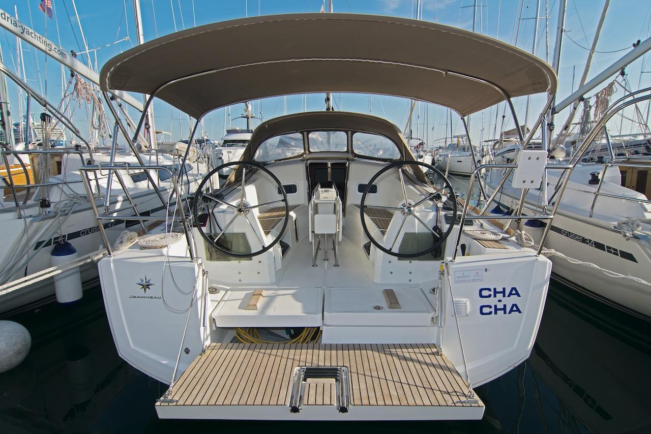 Charter Sun Odyssey 349 - 3 cab. "Cha - Cha" in Split | Nautilus - Slika 3