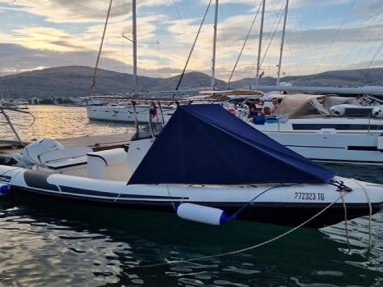 Charter RIB Falkor 22 "nn" in Trogir | Nautilus - Slika 2