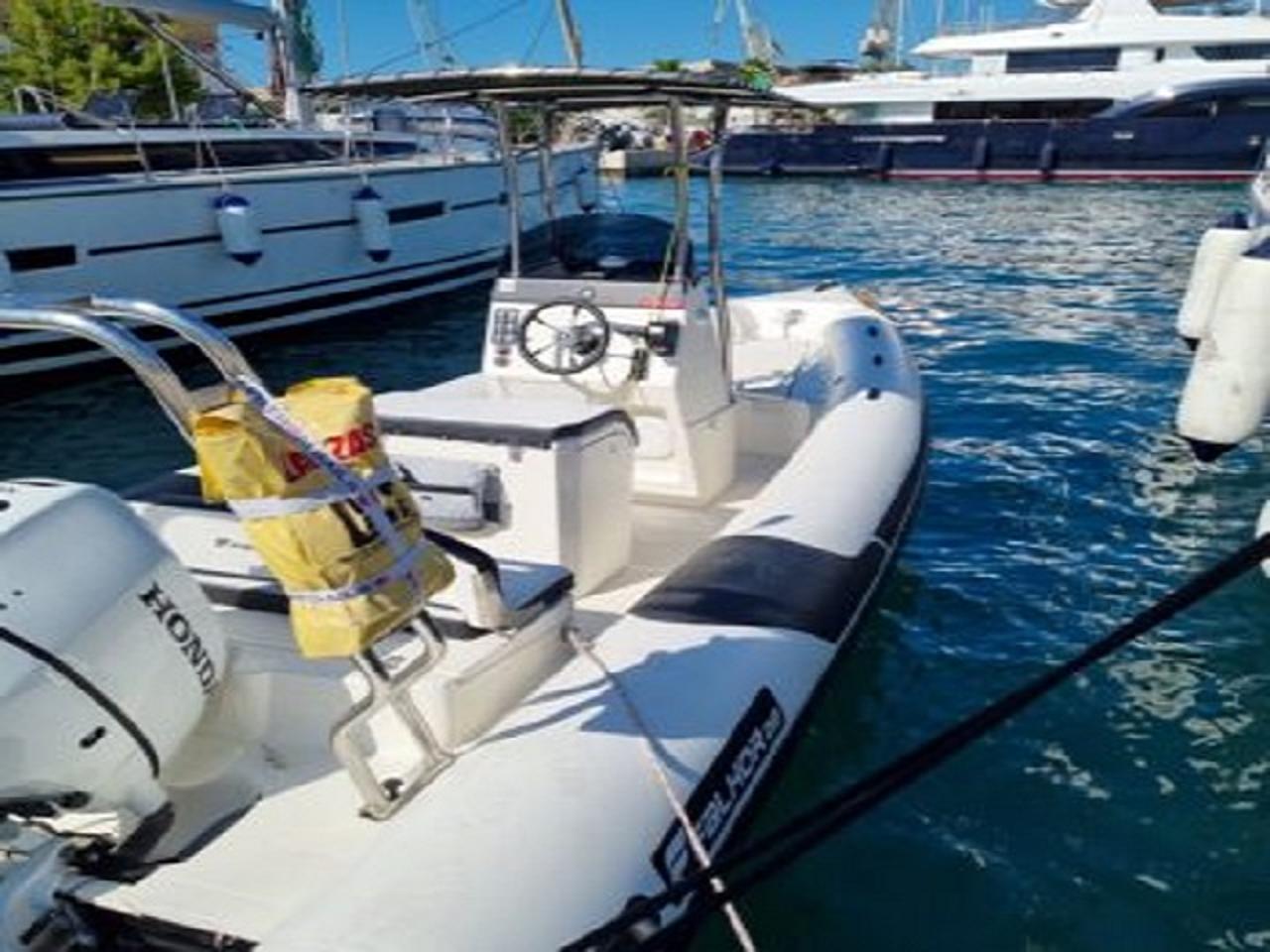 Charter RIB Falkor 22 "nn" in Trogir | Nautilus - Slika 3