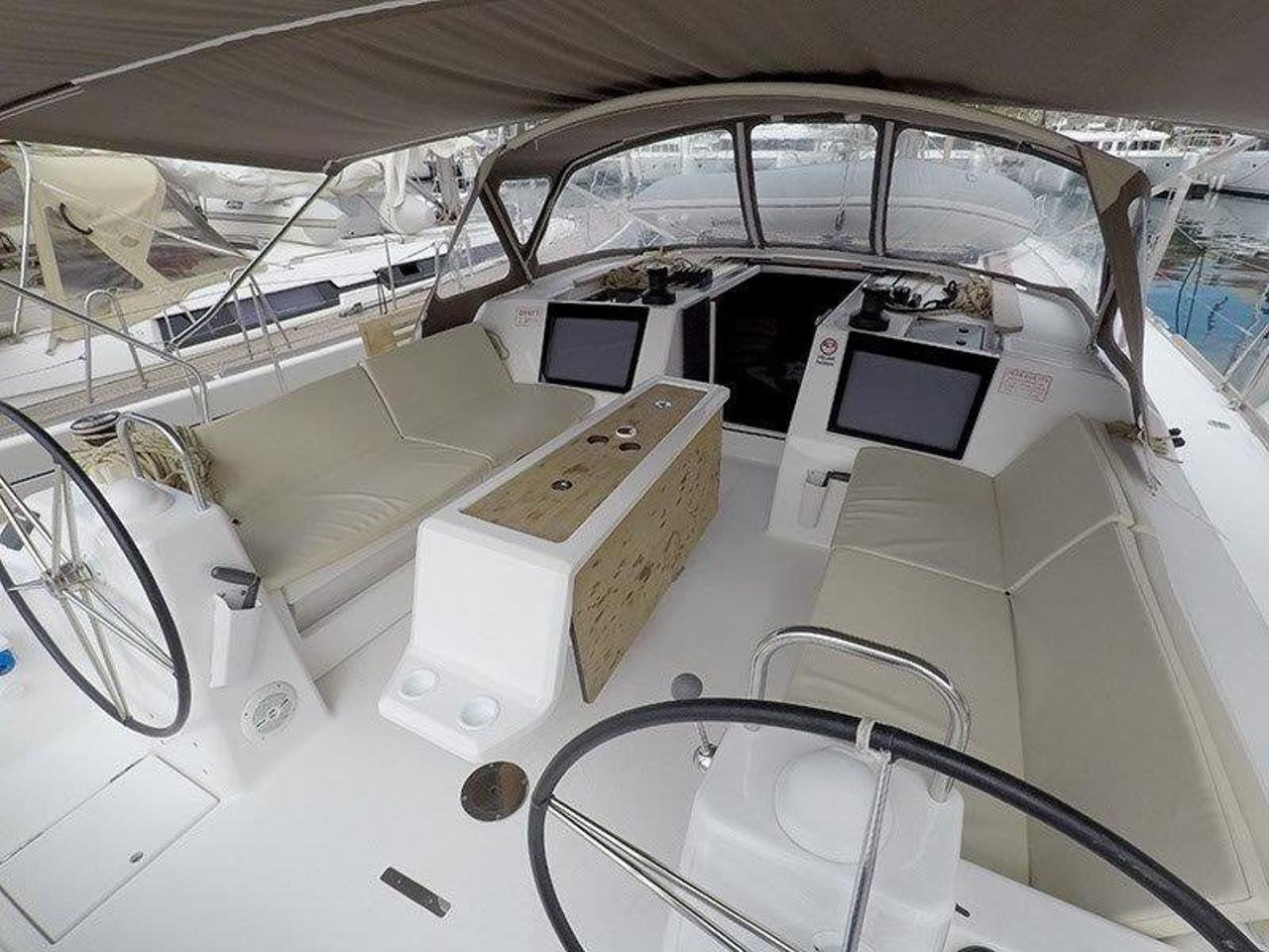 Najam Dufour 460 GL "Private dancer II" u destinaciji Šibenik | Nautilus - Slika 4