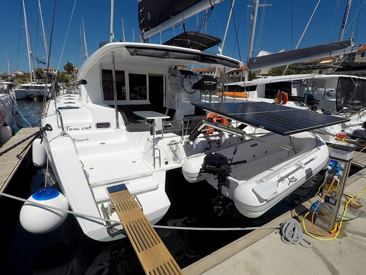 Charter Lagoon 40 - 4 + 2 cab "Duplo II" in Šibenik | Nautilus - Slika 3