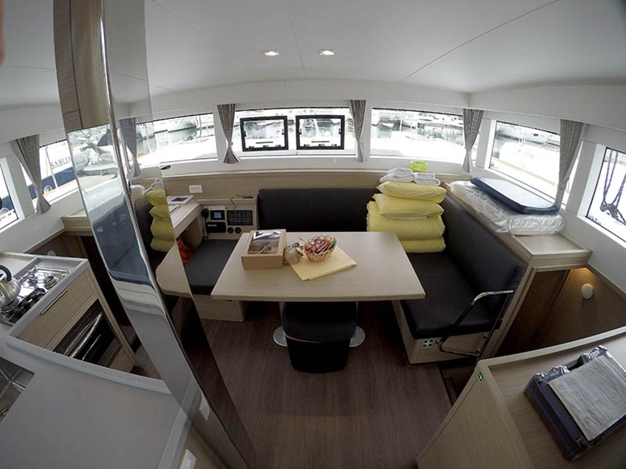 Charter Lagoon 40 - 4 + 2 cab "Duplo II" in Šibenik | Nautilus - Slika 4