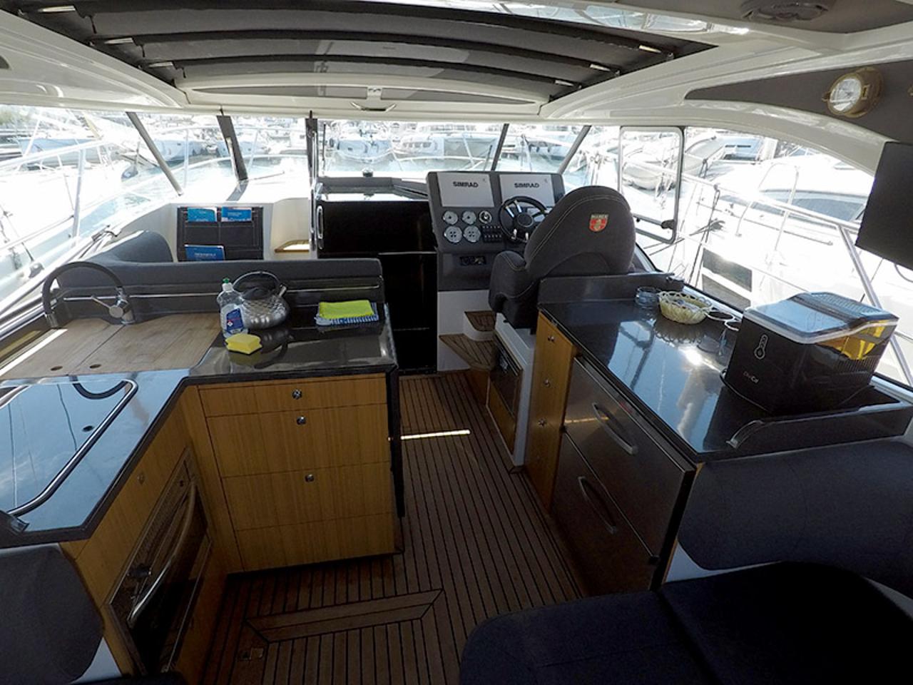 Najam Marex 360 Cabriolet Cruiser "7 Happy Days" u destinaciji Šibenik | Nautilus - Slika 4