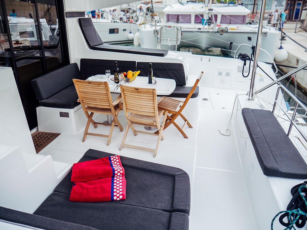 Najam Lagoon 42 - 4 + 2 cab. "Leggiero" u destinaciji Rogoznica | Nautilus - Slika 4