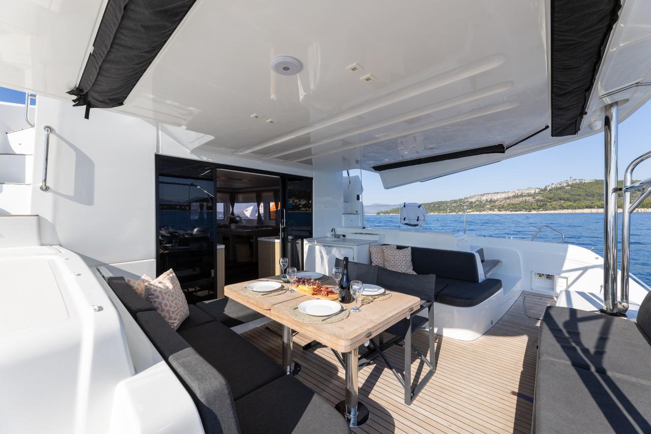 Najam Lagoon 51 - 6 + 1 cab. "Reality" u destinaciji Split | Nautilus - Slika 3