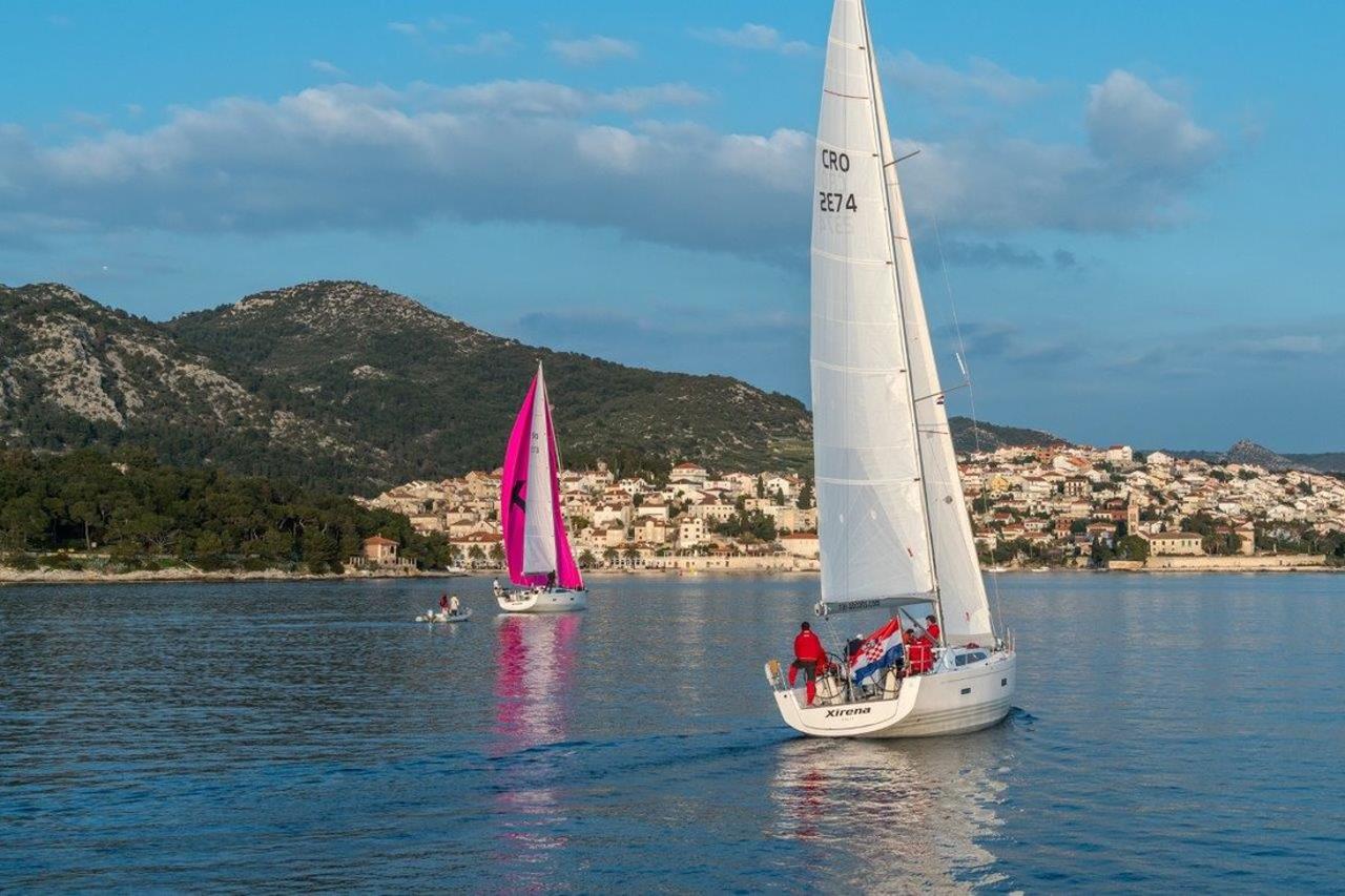 Noleggio X4³ "Cum Ventis" a Rogoznica | Nautilus - Slika 3