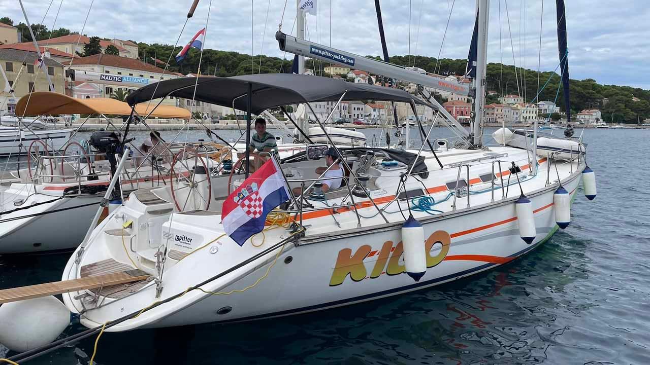 Najam Bavaria 49 "Kigo" u destinaciji Rijeka | Nautilus - Slika 3