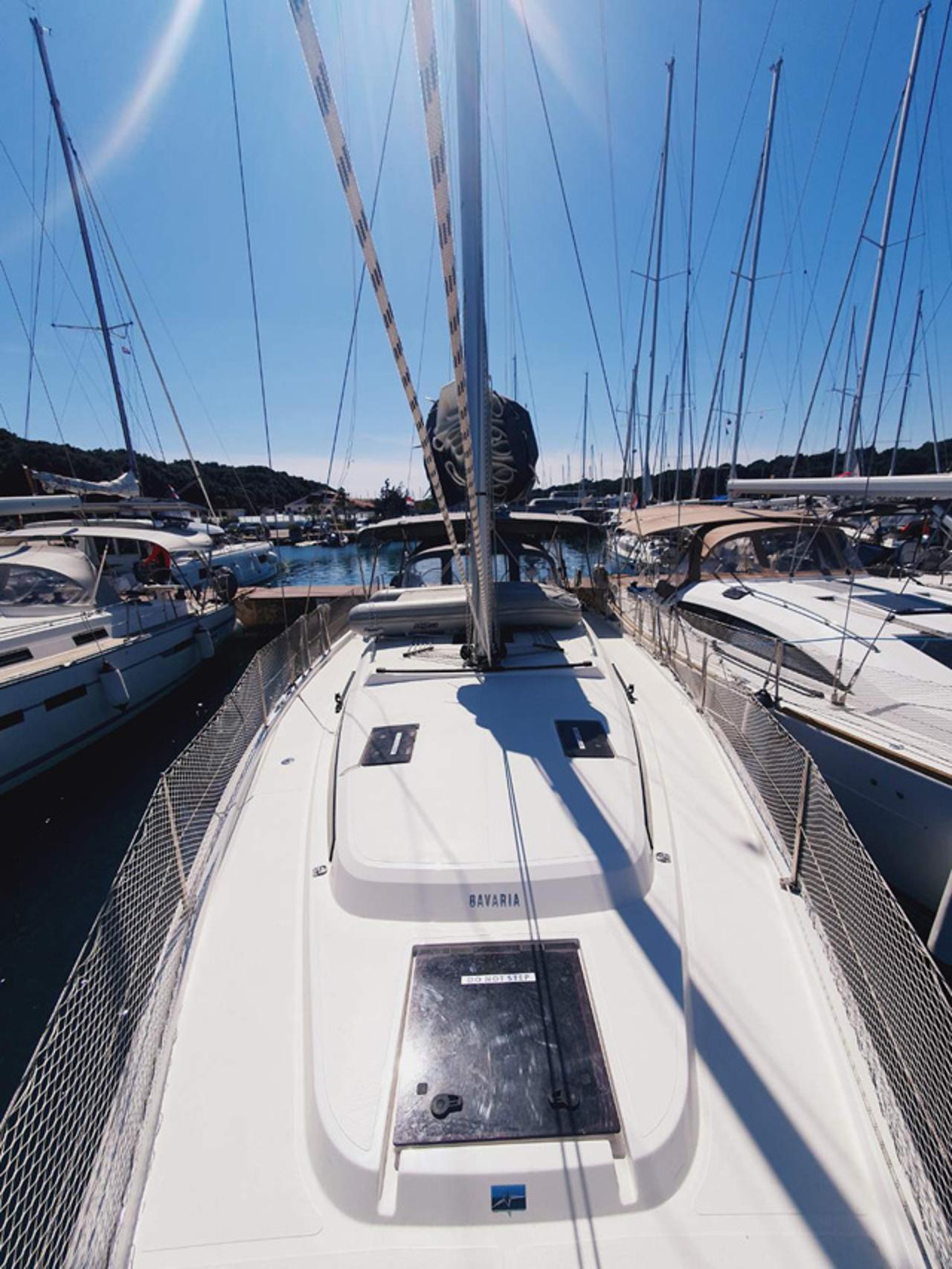 Najam Bavaria C42 "Lucia" u destinaciji Pula | Nautilus - Slika 3