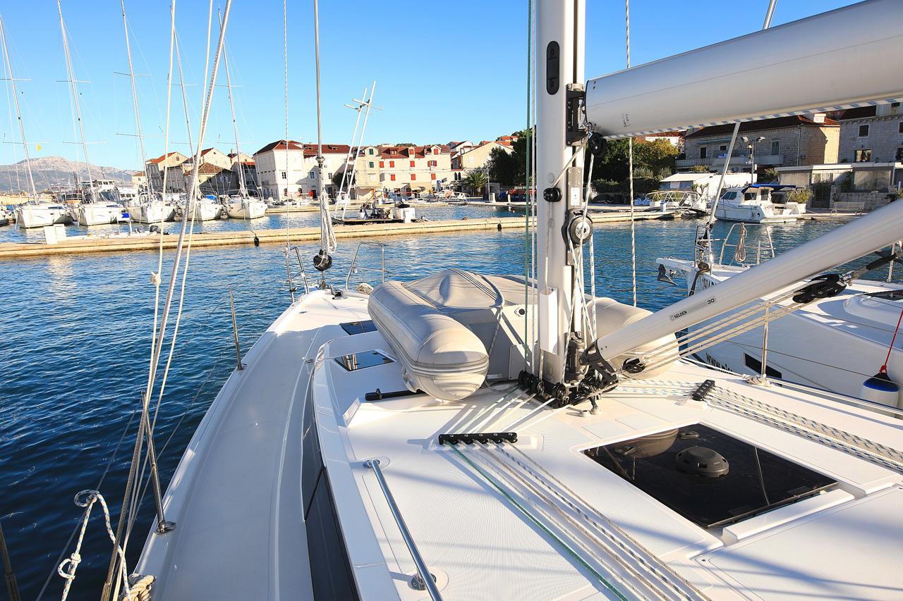 Najam Bavaria C42 Style "Lizzy" u destinaciji Trogir | Nautilus - Slika 4
