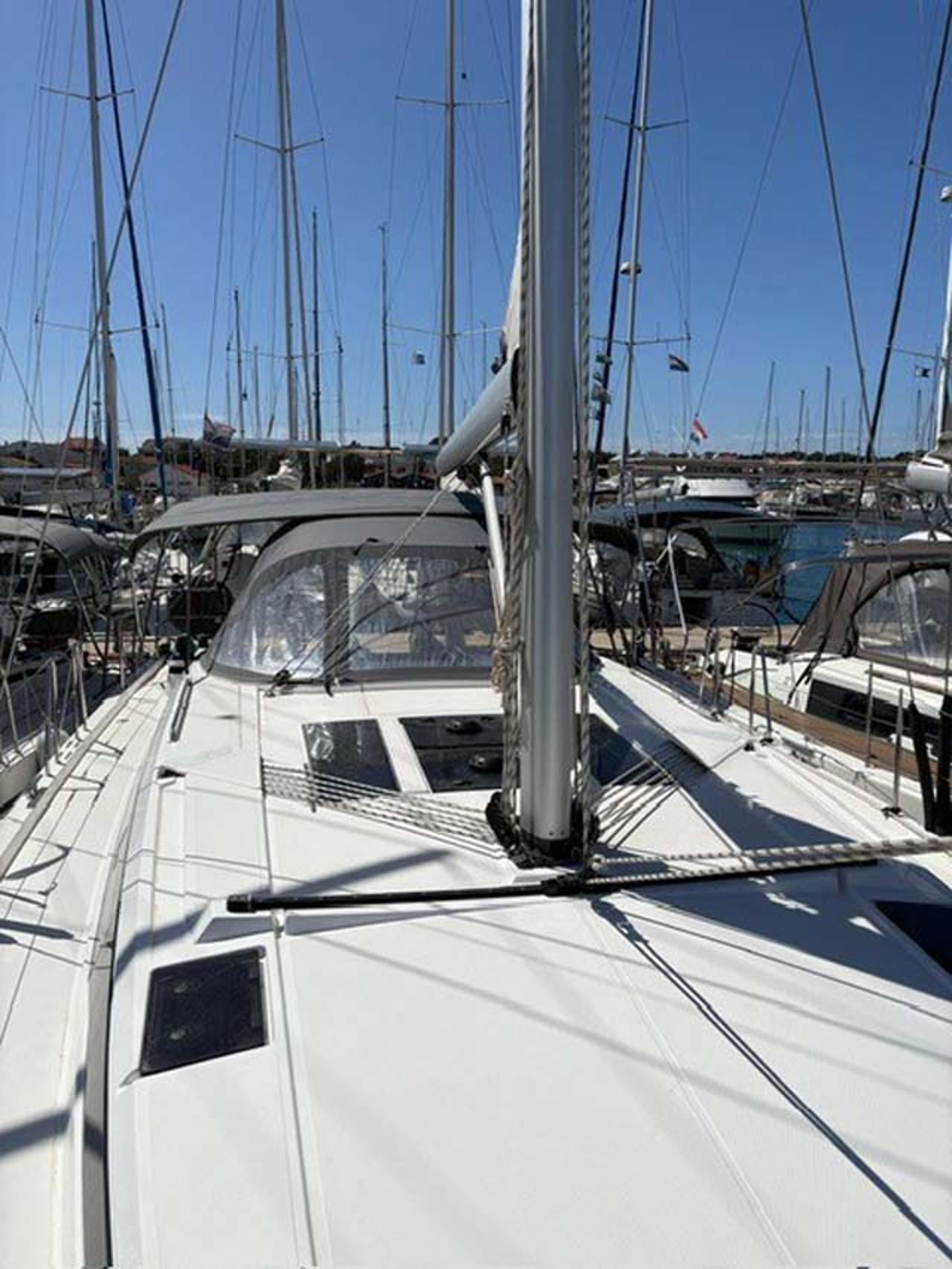 Charter Bavaria C46 - 4 cab. "Ara" in Jezera | Nautilus - Slika 3