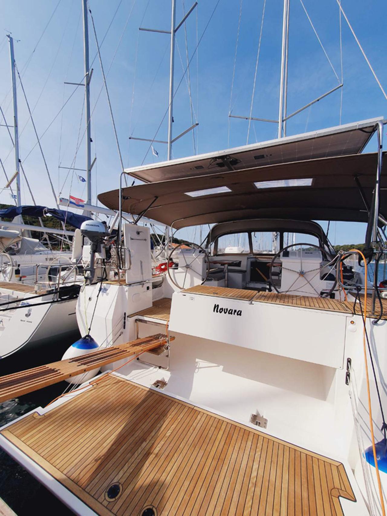 Charter Bavaria C50 Style - 4 + 1 cab. "Novara" in Pula | Nautilus - Slika 3