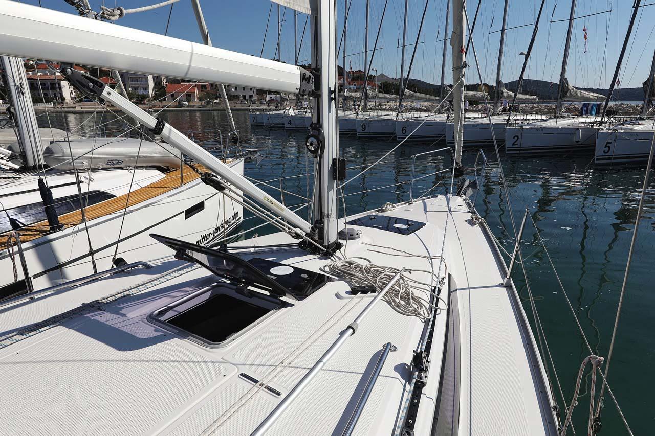 Noleggio Bavaria Cruiser 33 "Moja Niska" a Jezera | Nautilus - Slika 4