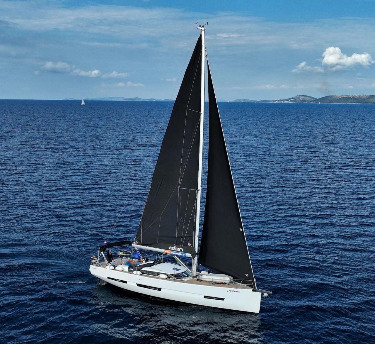 Noleggio Elan GT6 "Revolution" a Biograd na Moru | Nautilus - Slika 3