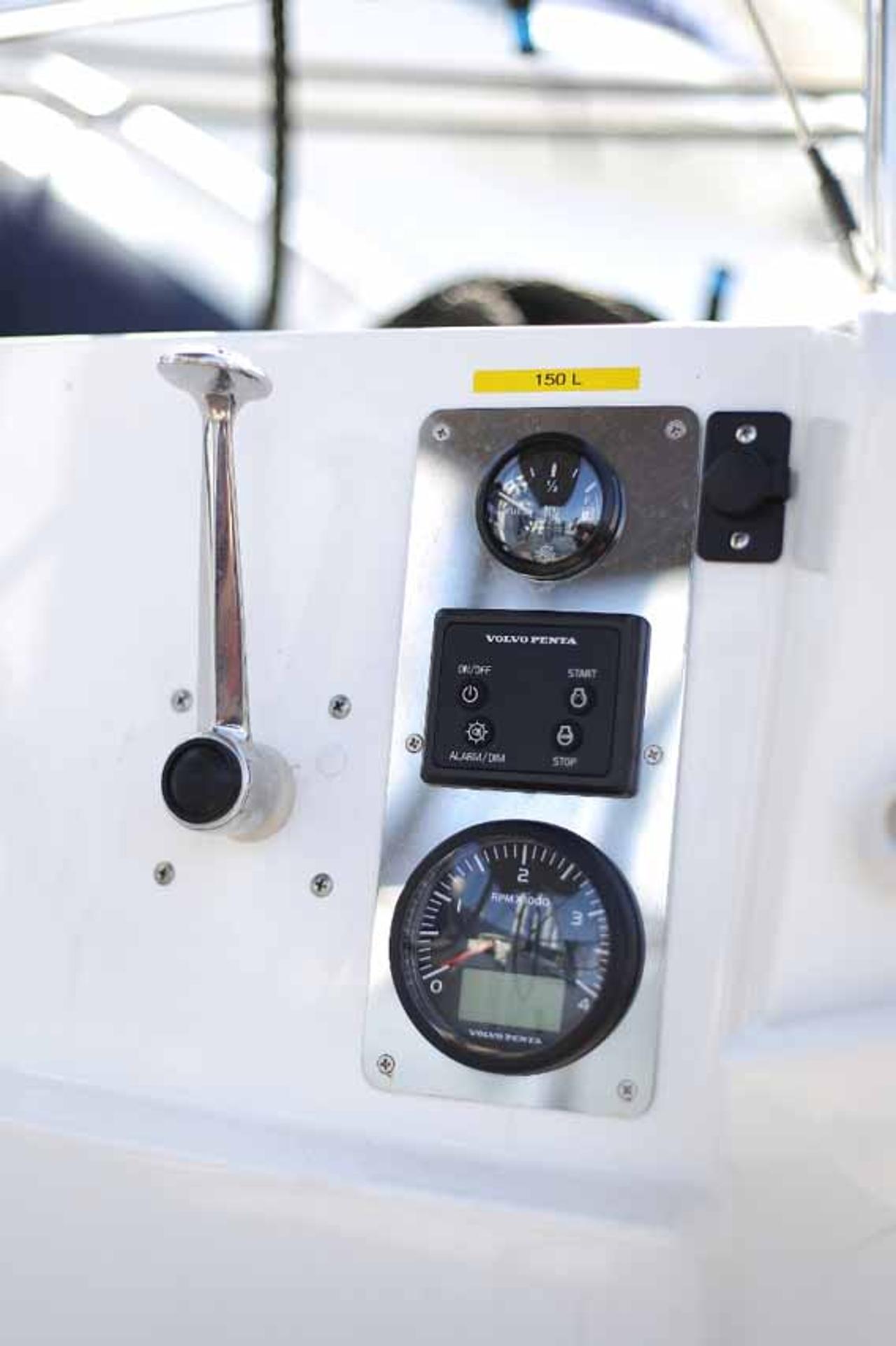 Najam Bavaria Cruiser 34 - 2 cab. "Lara" u destinaciji Biograd na Moru | Nautilus - Slika 4