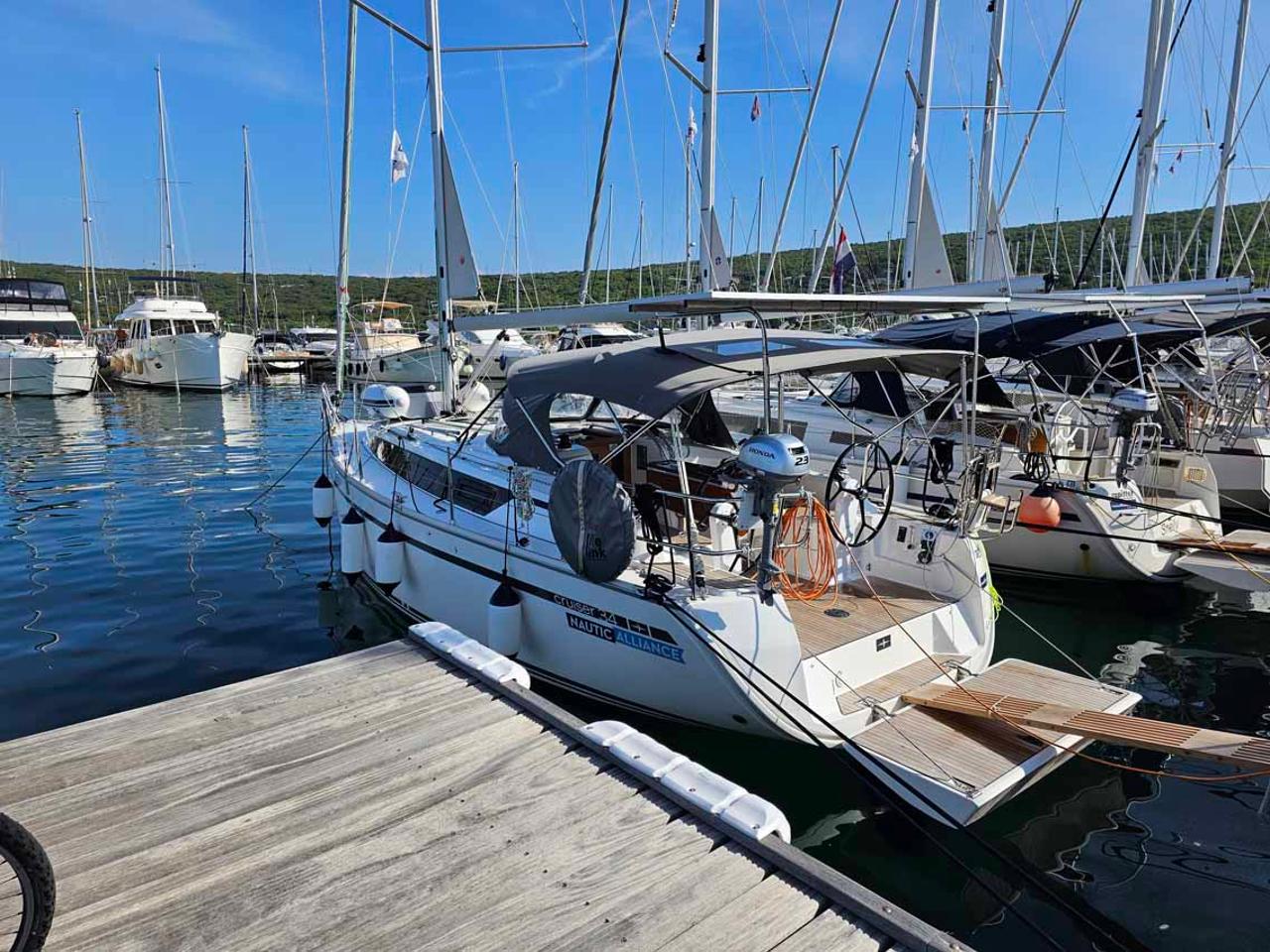 Najam Bavaria Cruiser 34 - 2 cab. "Suleika" u destinaciji Punat | Nautilus - Slika 3