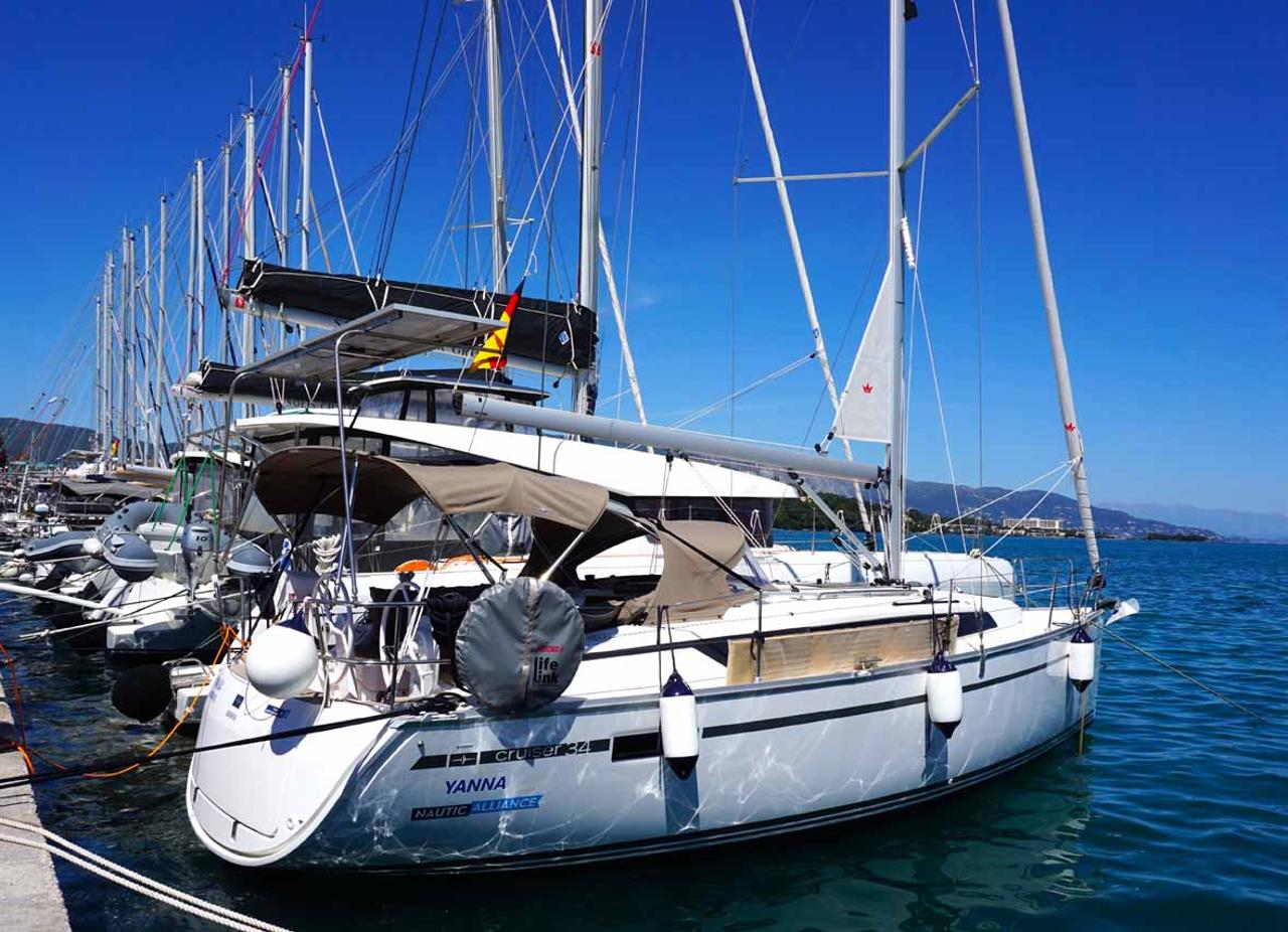 Charter Bavaria Cruiser 34 - 2 cab. "Yanna" in Krf | Nautilus - Slika 3