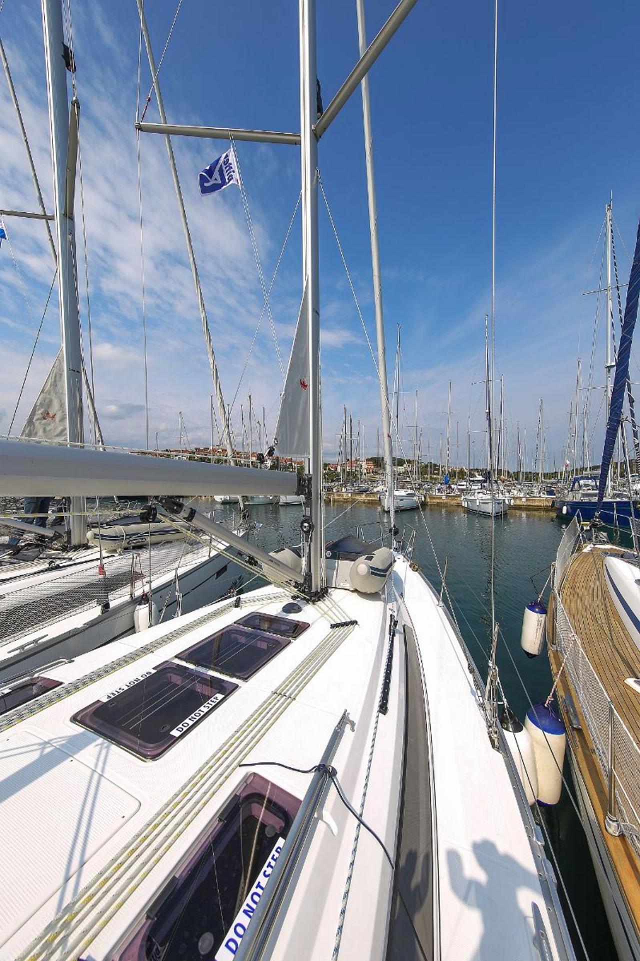 Charter Bavaria Cruiser 37 - 3 cab. "Bella Angelina" in Pula | Nautilus - Slika 4