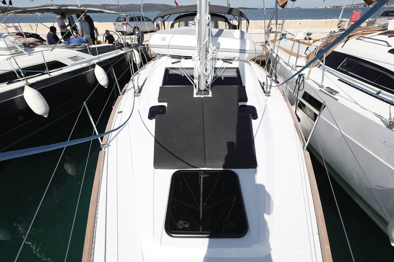 Charter Elan Impression 40.1 "Sv. Nikola" in Biograd na Moru | Nautilus - Slika 4