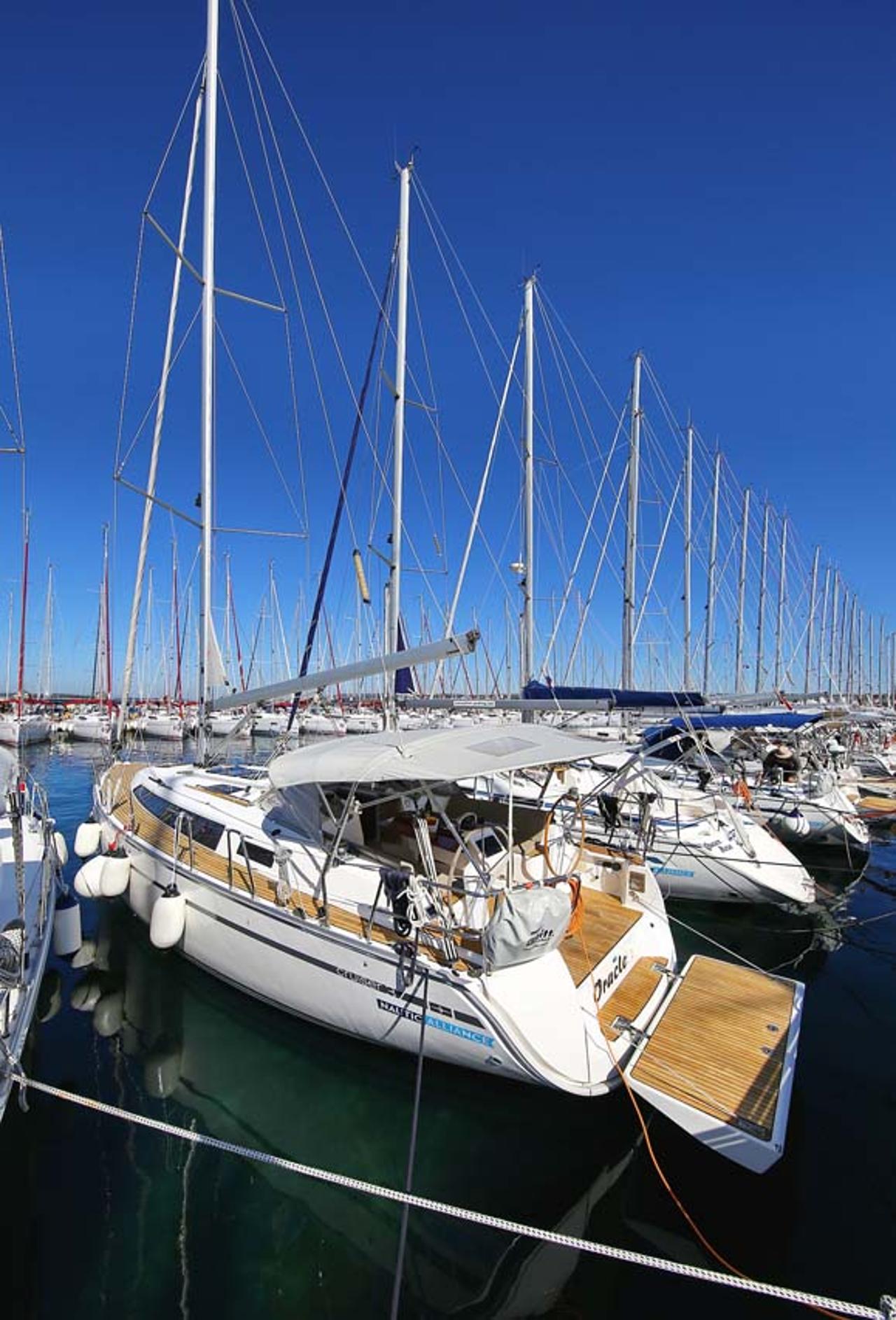 Noleggio Bavaria Cruiser 37 - 3 cab. "Oracle" a Murter | Nautilus - Slika 3