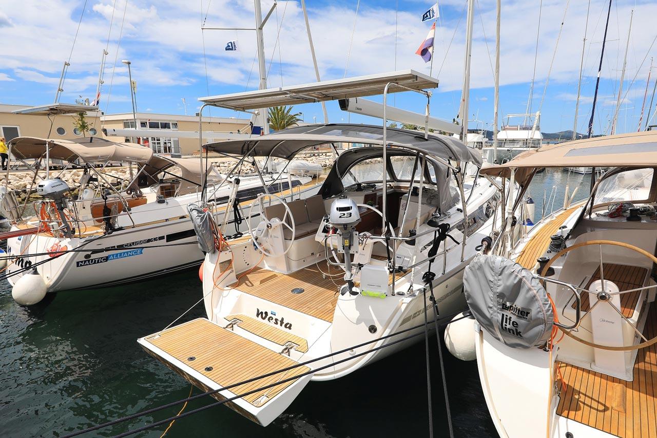 Charter Bavaria Cruiser 37 - 3 cab. "Westa" in Biograd na Moru | Nautilus - Slika 3