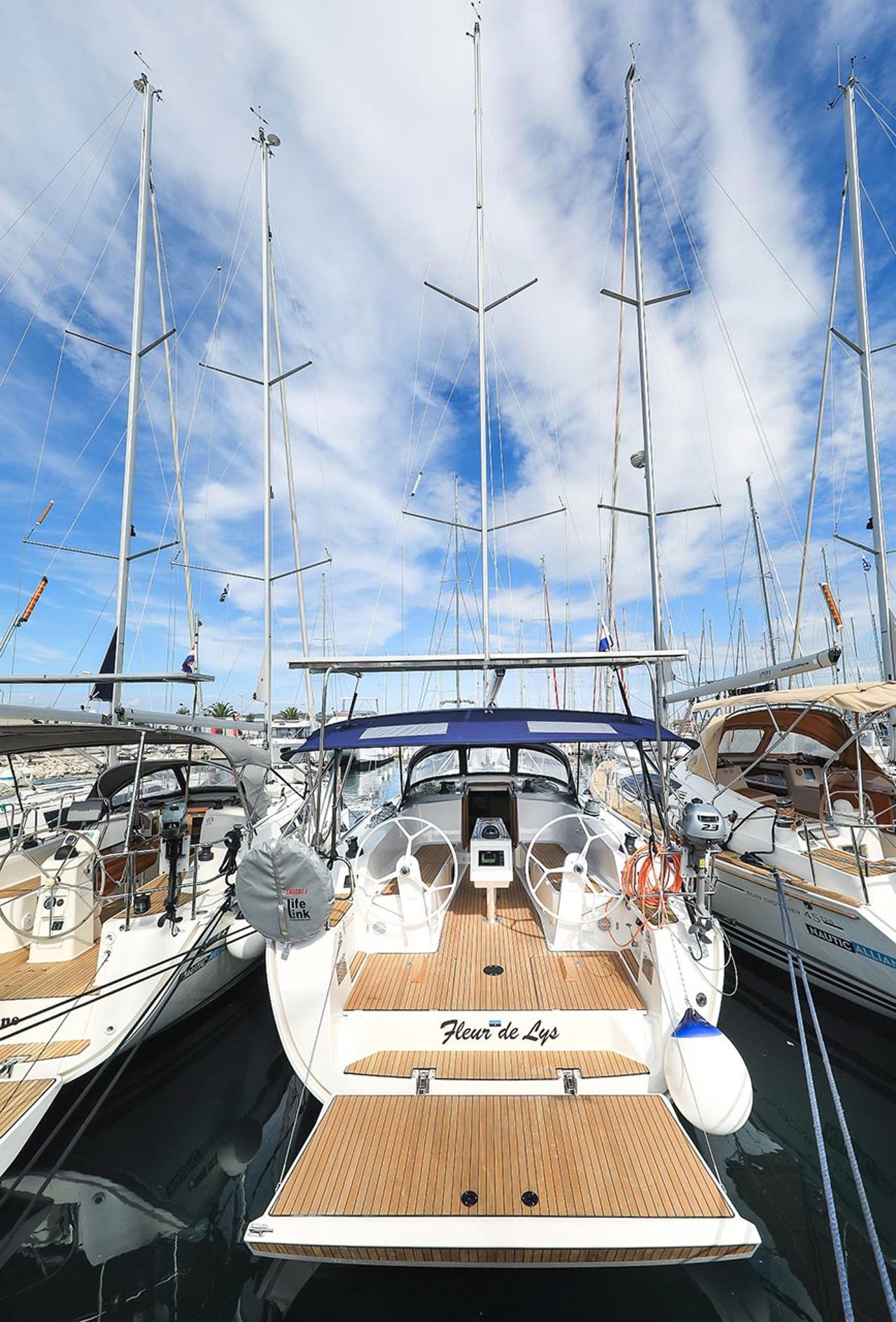 Najam Bavaria Cruiser 41 - 3 cab. "Fleur de Lys" u destinaciji Murter | Nautilus - Slika 3